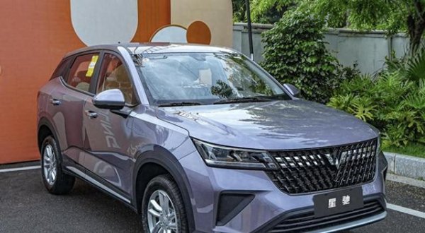 民银证券 适合家用代步的SUV，2026款五菱星驰上市，配1.5L动力，5.28万起